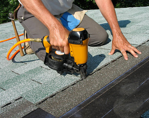 Professional Roofing Contractor in Pine Ridge At Crestwood, NJ
